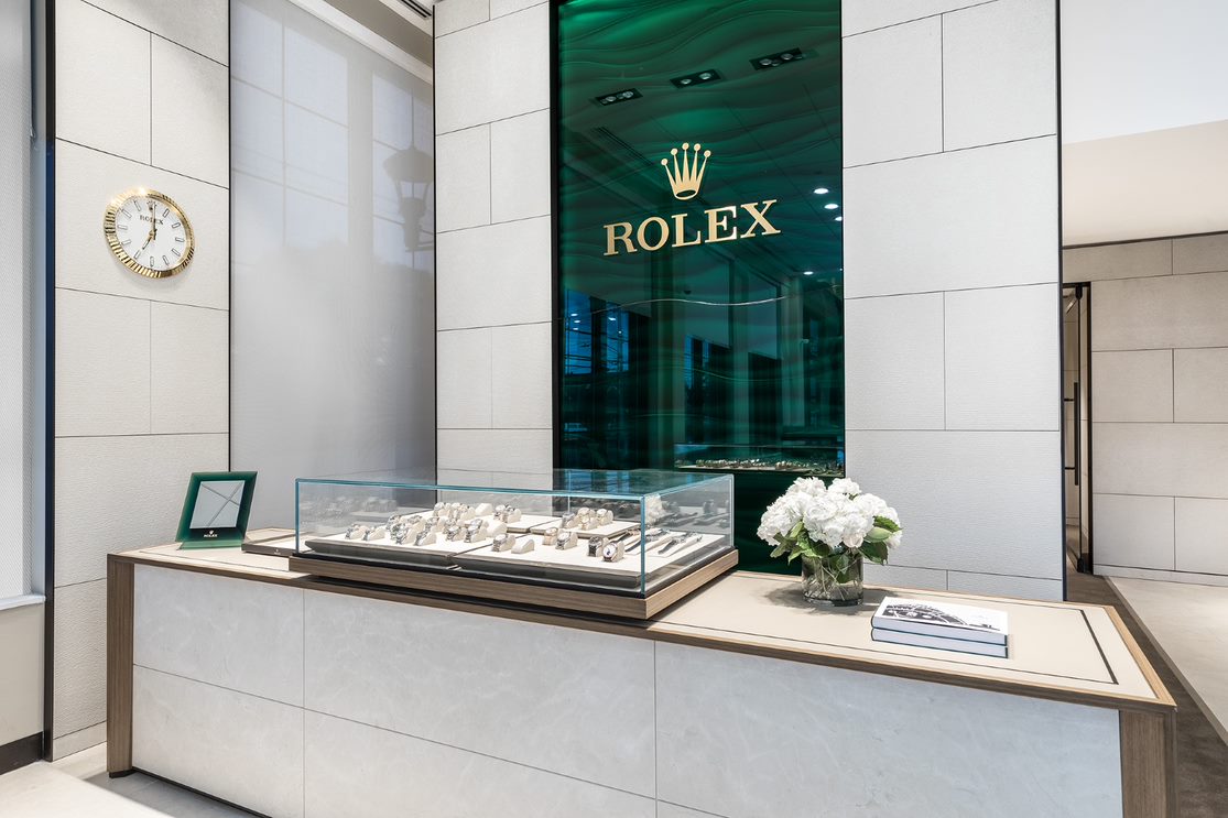 Our Rolex Experts at Lenox Jewelers‬